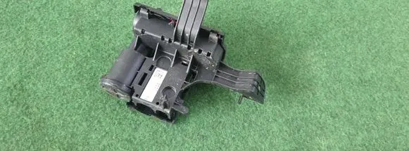Audi A4 S4 B9 8W Current control relay 8W0941823F