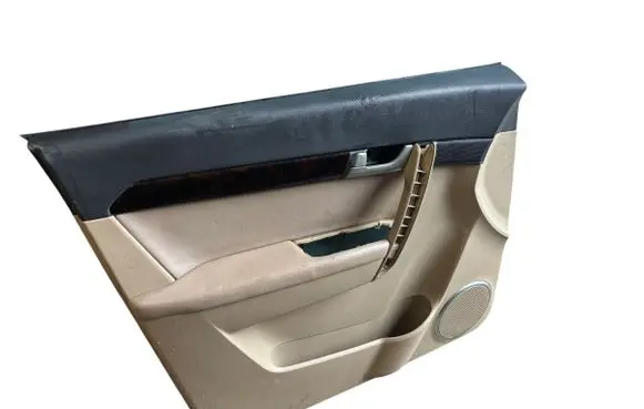 Chevrolet Captiva Front door card panel trim 96803053