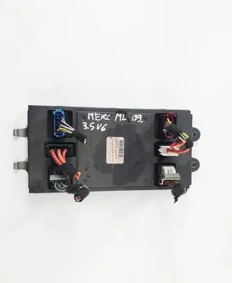 Mercedes-Benz ML W164 Fuse box set A1645406501-47 a1645406501