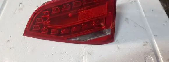 Audi A4 S4 B8 8K Tailgate rear/tail lights 170411