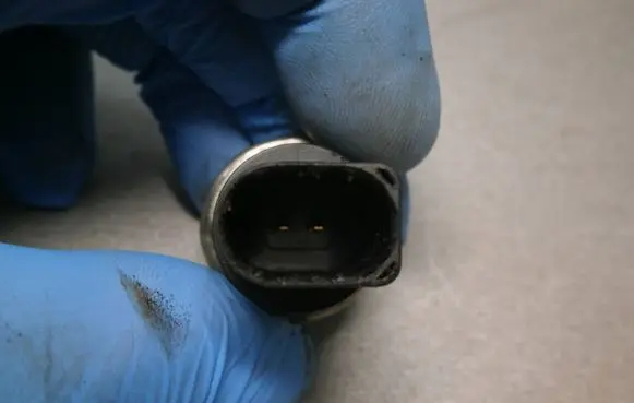 Coolant temperature sensor
