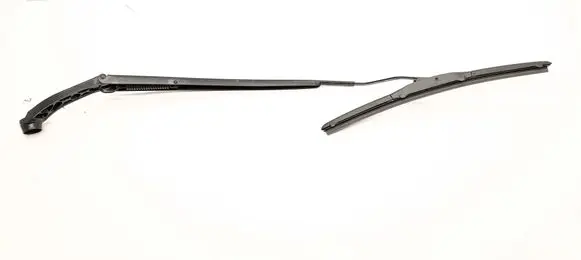 Toyota RAV 4 (XA50) Windshield/front glass wiper blade 
