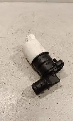 Jaguar XE Windscreen/windshield washer pump BK2117K624BA AV6117K624AA
