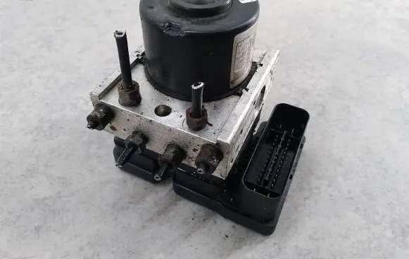 Peugeot 207 ABS Pump 9662150680