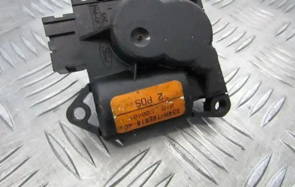 Honda Civic Air flap motor/actuator xs4h19e616ac xs4h-19e616-ac