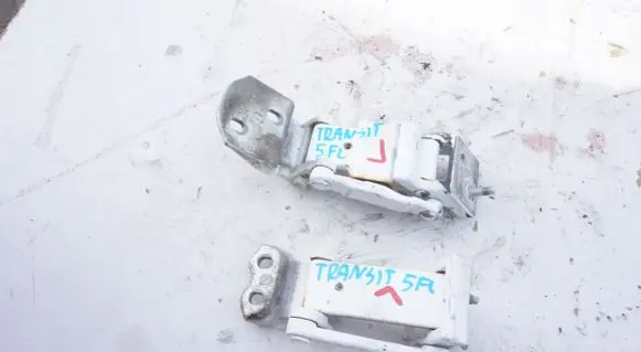 Rear door hinge set