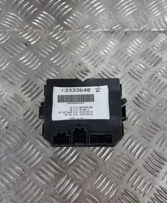 Opel Insignia A Tailgate/trunk control unit/module 13333640