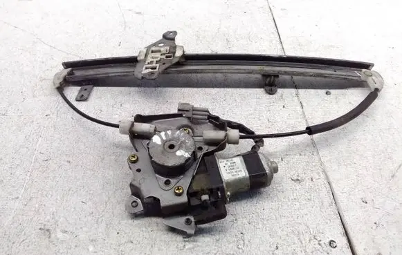 Nissan Navara D22 Front door window regulator with motor 80730VJ201 0176060A