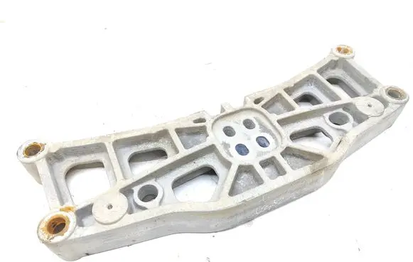 Dodge Challenger Gearbox mounting bracket A580