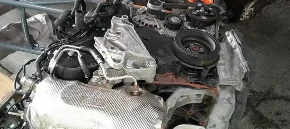 Volkswagen Golf VIII Engine swap DXR126576 XK1038000D