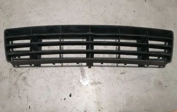 Audi A6 S6 C5 4B Front bumper lower grill 4B0807683F