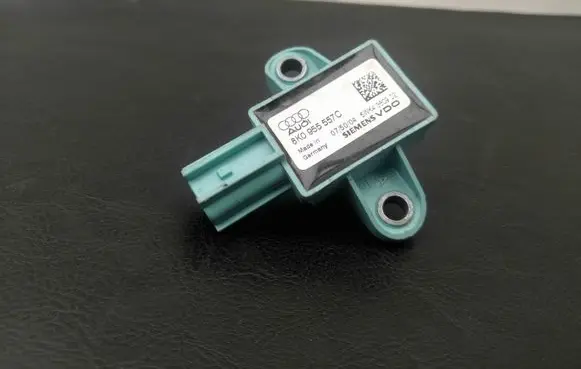Audi A4 S4 B8 8K Airbag deployment crash/impact sensor 8K0955557C