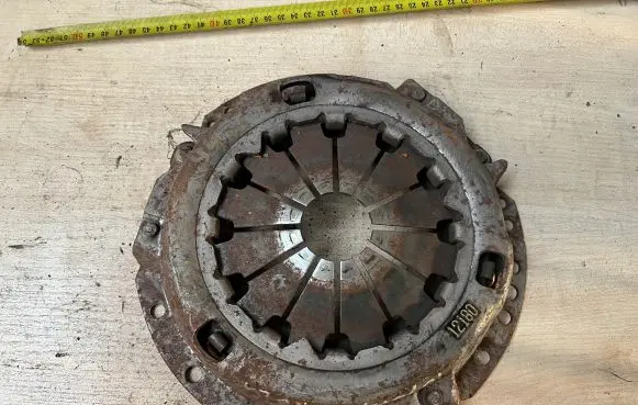 Toyota Corolla E100 Pressure plate 12180