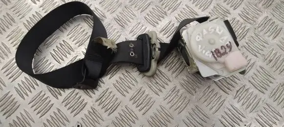 Nissan Qashqai Middle seatbelt (rear) 045820