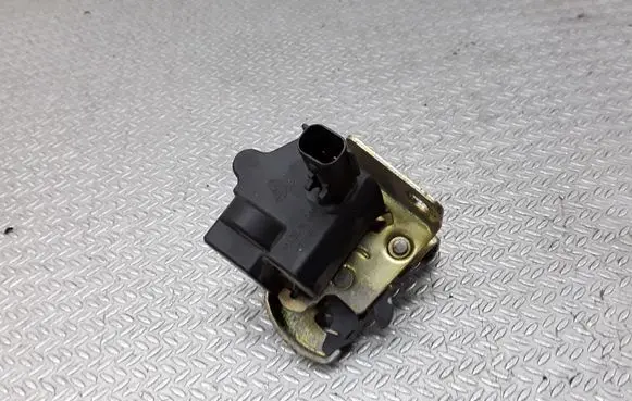 Jeep Grand Cherokee (WJ) Tailgate window lock/catch/latch 