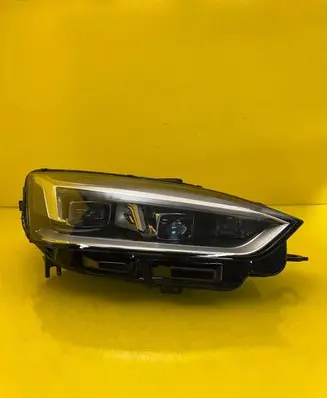 Audi A5 Headlight/headlamp 8W6941036E
