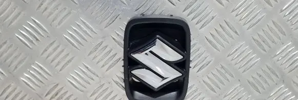 Suzuki Jimny Bonnet/hood grill 