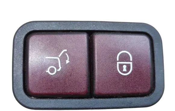 Mercedes-Benz C W204 Tailgate/boot open switch button 2118219451 32132102