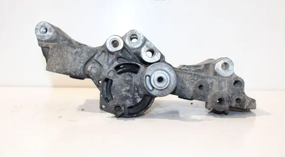 BMW 3 E90 E91 Generator/alternator bracket 8506863