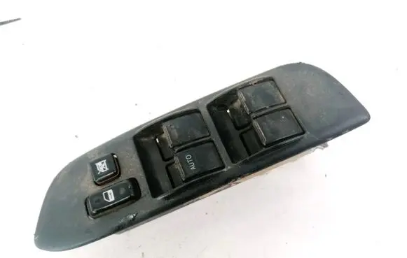 Toyota RAV 4 (XA30) Electric window control switch 8482042180 84820-42180