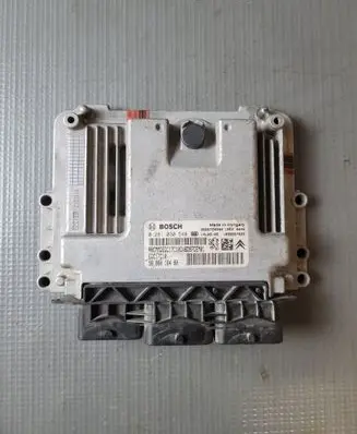 Peugeot 208 Engine control unit/module 9808016480 9666729580