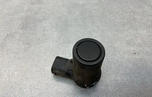 Ford Kuga I Parking PDC sensor 1687755A