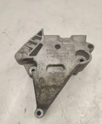 Audi A3 S3 8P Engine mounting bracket 03G199207G V550KTS91