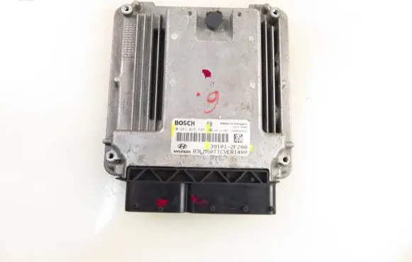 Hyundai ix35 Engine control unit/module 0281016545 391012F200