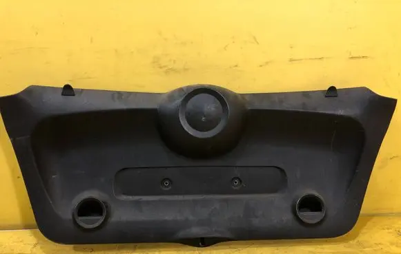 Mini One - Cooper Coupe R56 Tailgate trim 7148904