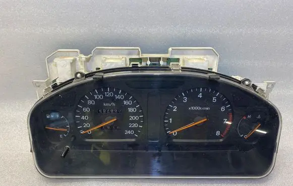 Mitsubishi Galant Speedometer (instrument cluster) MR216542 1573706740