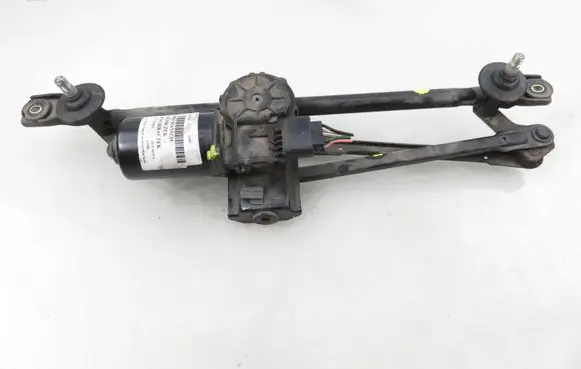 Hyundai Tucson JM Front wiper linkage 