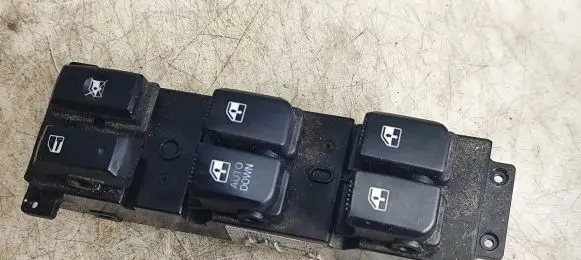 Hyundai Santa Fe Electric window control switch 935702B700