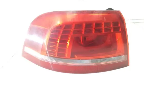 Volkswagen PASSAT B7 Rear/tail lights 3AF945207