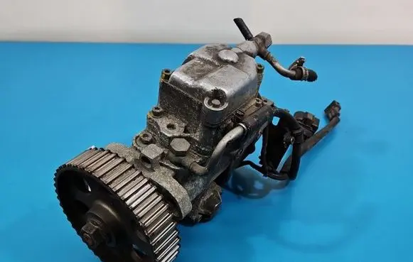 Audi A4 S4 B5 8D Fuel injection high pressure pump 0460404986 IMPRK1570748