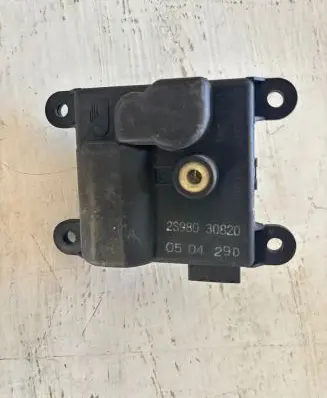 Honda Civic Air flap motor/actuator 2S98030820