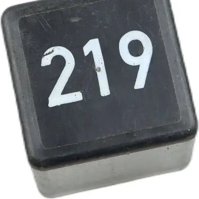Volkswagen PASSAT B5 Other relay 443951253AA