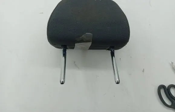 Opel Vectra C Front seat headrest 