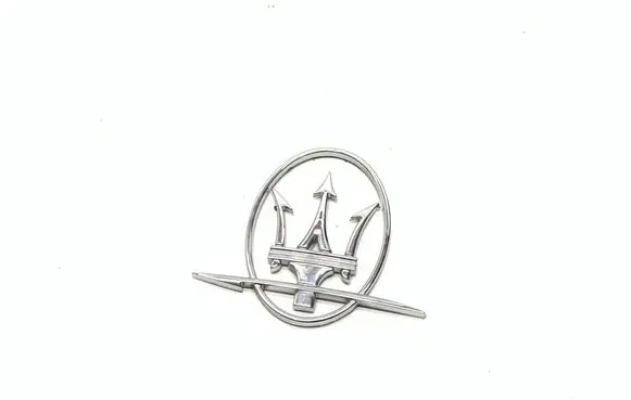 Maserati Quattroporte Manufacturer badge logo/emblem