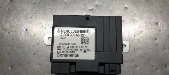 Mercedes-Benz C W205 Fuel injection pump control unit/module A0009006612 160336044129E A0009017202