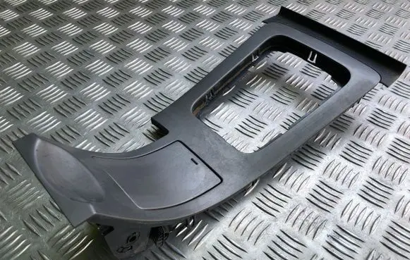 Peugeot 407 Gear shifter surround trim plastic 9647822077 9647822177 9650233577