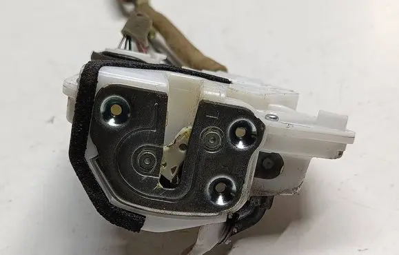 Mazda 6 Front door lock 3E17C0402T3 3E17C0402 GJE8