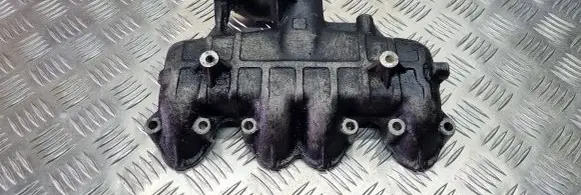 Audi A4 S4 B5 8D Intake manifold 038129713AD