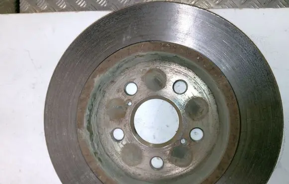 Toyota Prius (XW50) Rear brake disc