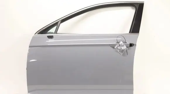Volkswagen PASSAT B8 Front door 5784434