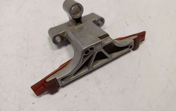 BMW 7 F01 F02 F03 F04 Slide rail for timing chain 11317565243 11317565242