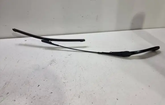 BMW 1 F20 F21 Front wiper blade arm 7239520
