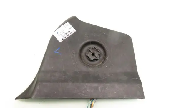 BMW 3 E36 Tail light bulb cover holder 8357871