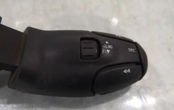 Citroen Berlingo Multifunctional control switch/knob 9641796480