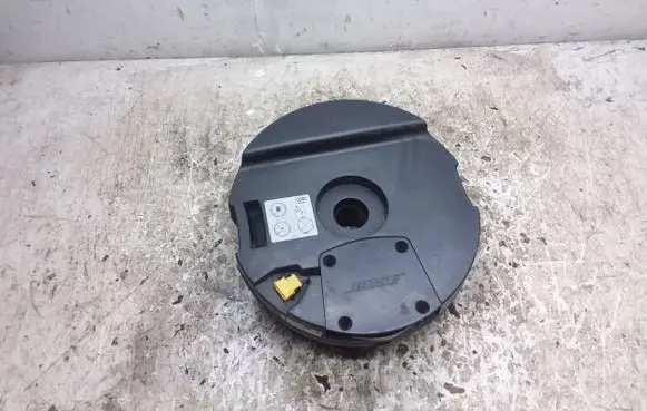 Audi Q7 4L Subwoofer speaker 4L0035382B 4L0010549