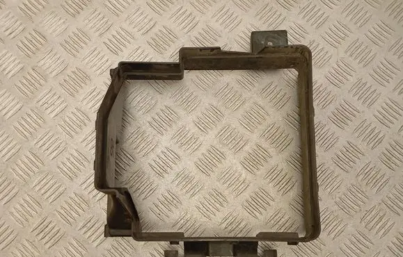 Peugeot 5008 II Intercooler air channel guide 9810617180
